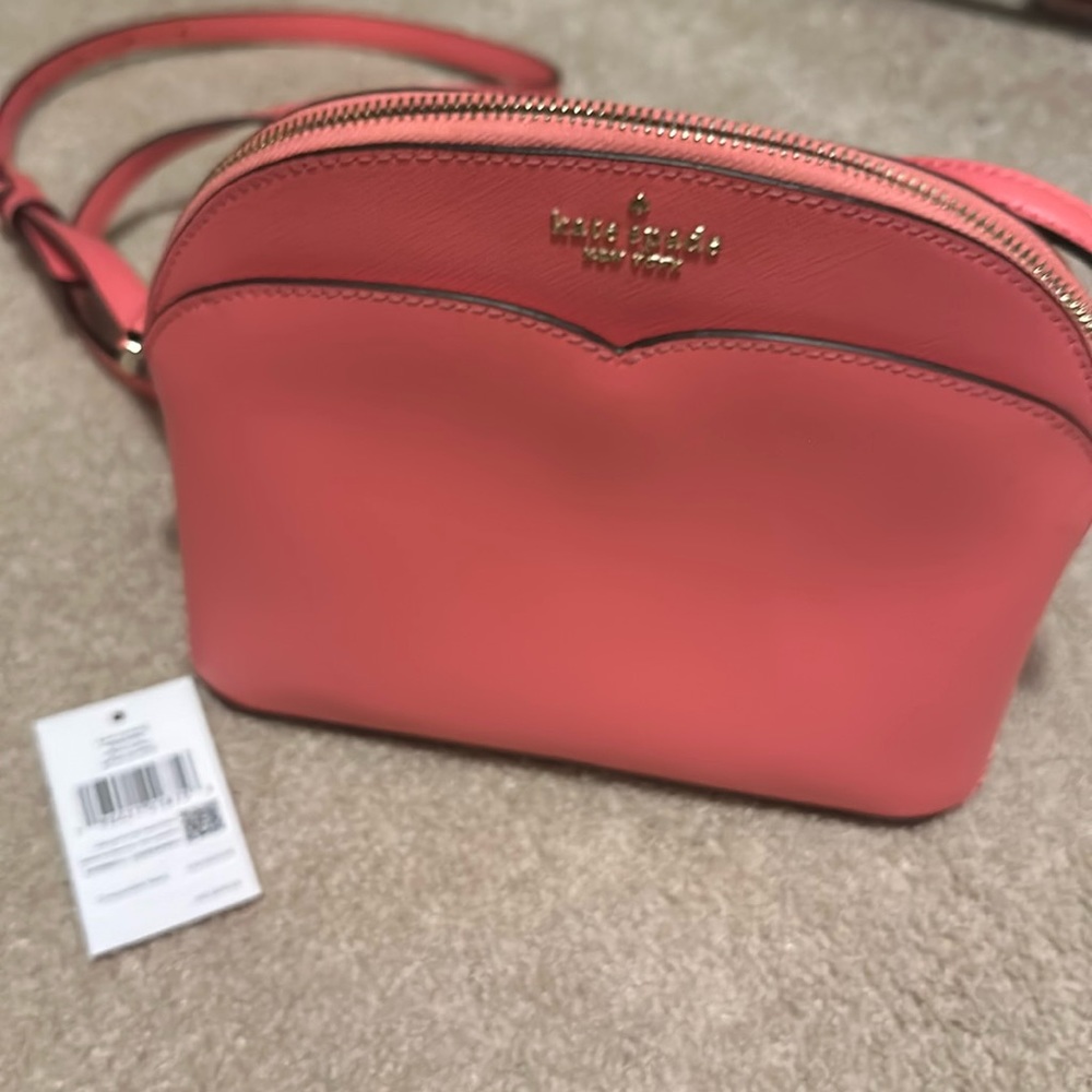 Gently used Kate Spade Dome Crossbody Saffiano Leather “Garden Pin”